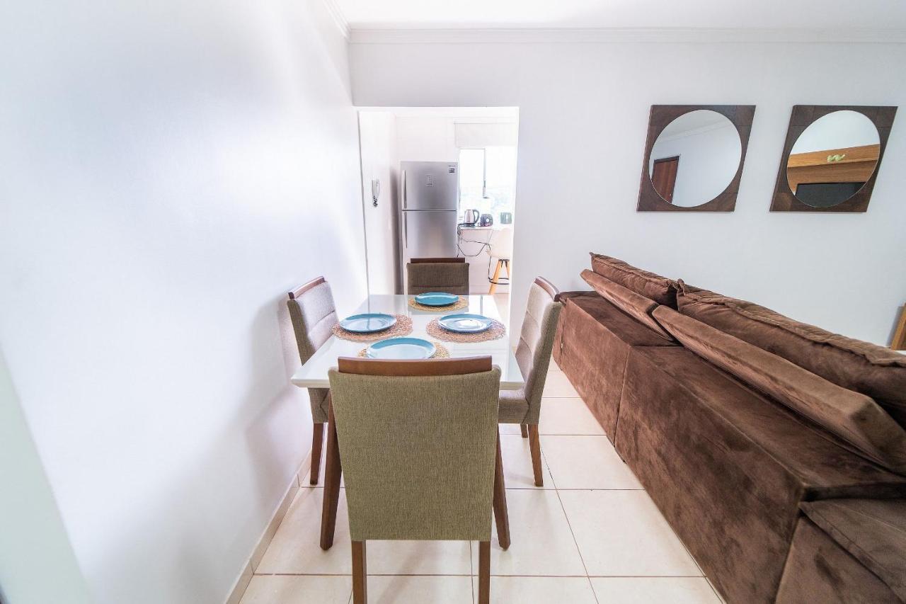Ap 85M2 , 2Qts Com Suite , Estacionamento, Cozinha Completa , Wi-Fi 500Mb , Jr Catito Brasilia Exterior foto